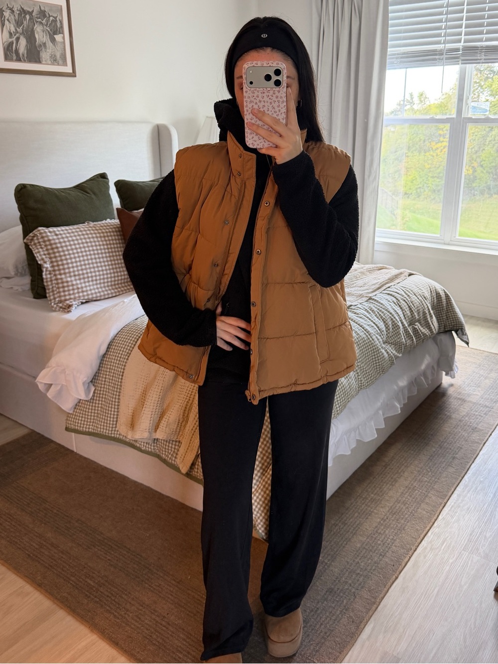 Women's Quilted Puffer Vest - Tan